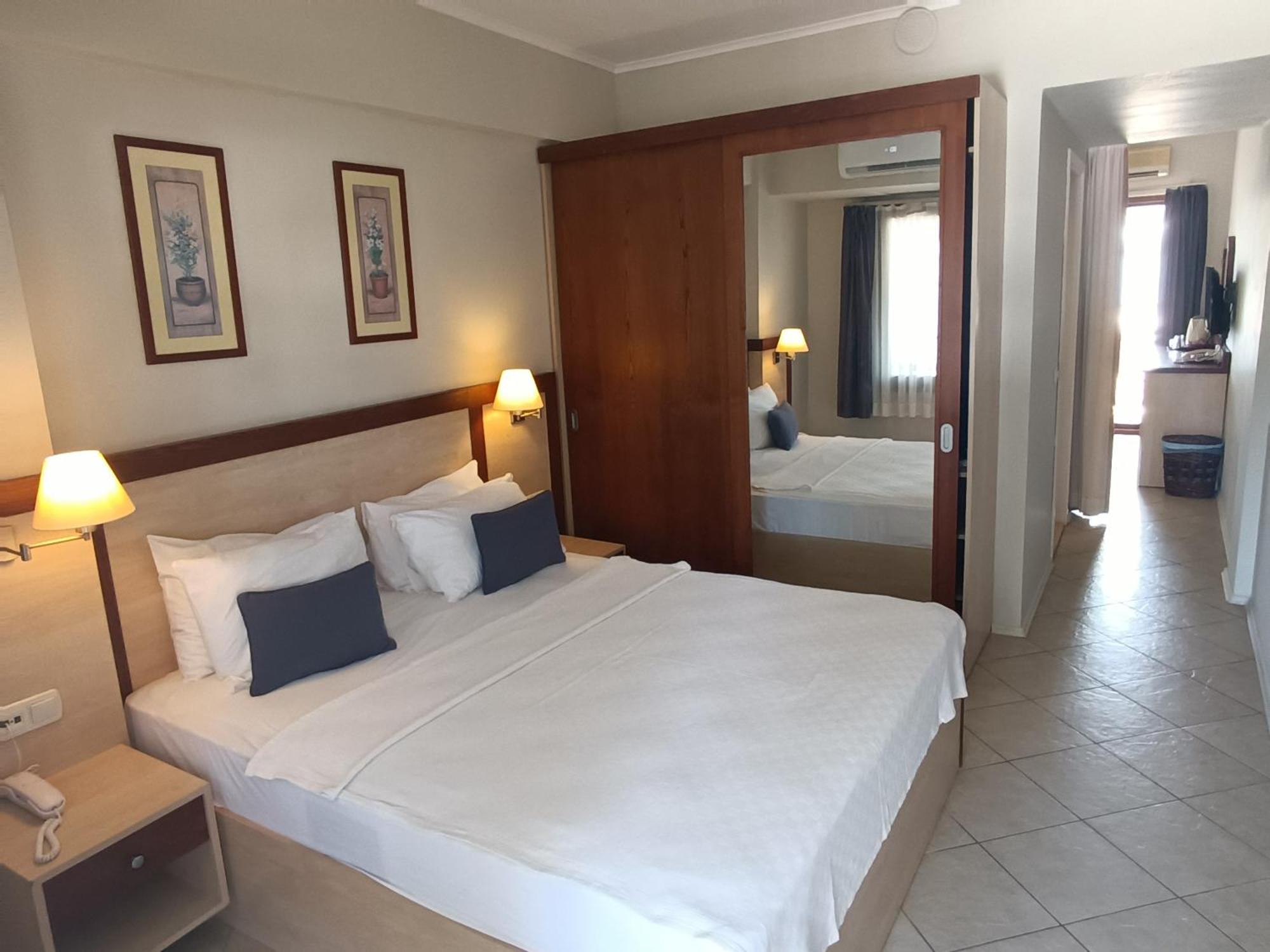Uzhan Beach Hotel Bitez Luaran gambar
